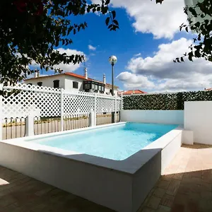 Flh Family House With Pool Сasa de vacaciones